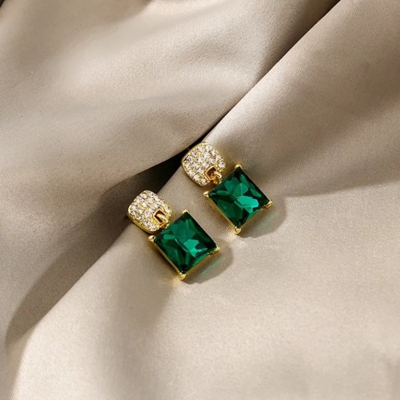 5 for $25 Elegant Emerald Earrings - Picture 5 of 5